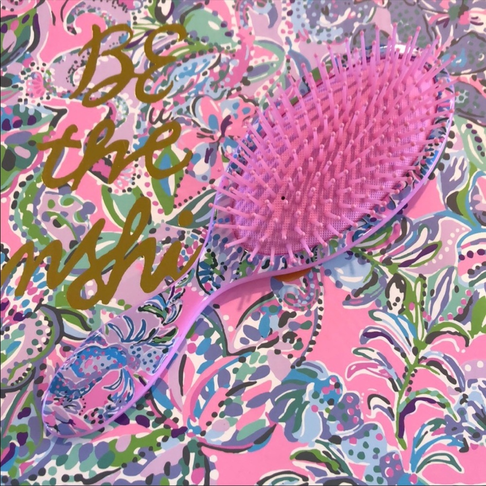 New GWP Lilly Pulitzer Hair Brush
